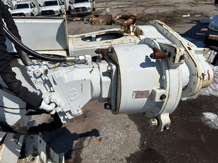 2002-freightliner-fl80-image-39