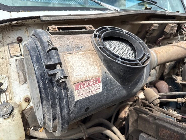 2000-international-4700-image-21