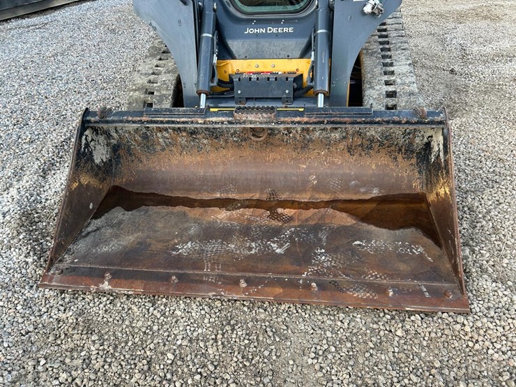 2024-deere-325g-image-9