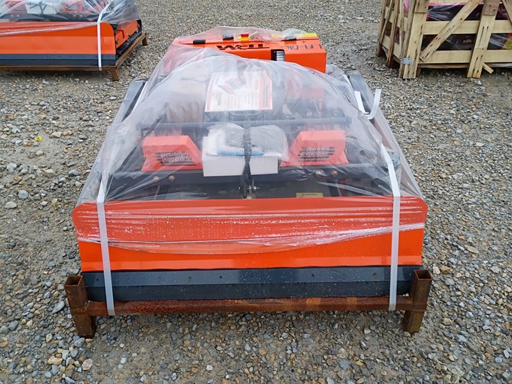 #l19-016-•-2026-tpm-remote-control-lawn-mower-w/-blade-image-3