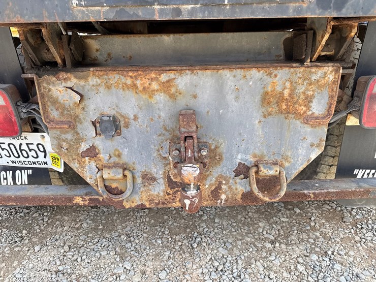 2000-international-4700-image-32