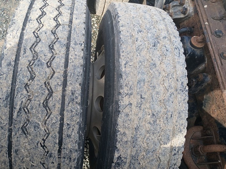 2002-kenworth-t600-image-75