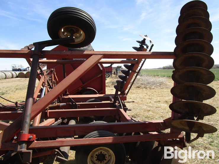 international-490-image-8