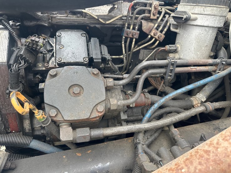 1998-massey-ferguson-8-image-55