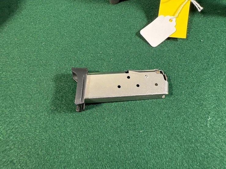 beretta-apx-9x19-pistol-image-10