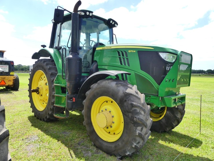 2021-john-deere-6175m-image-2