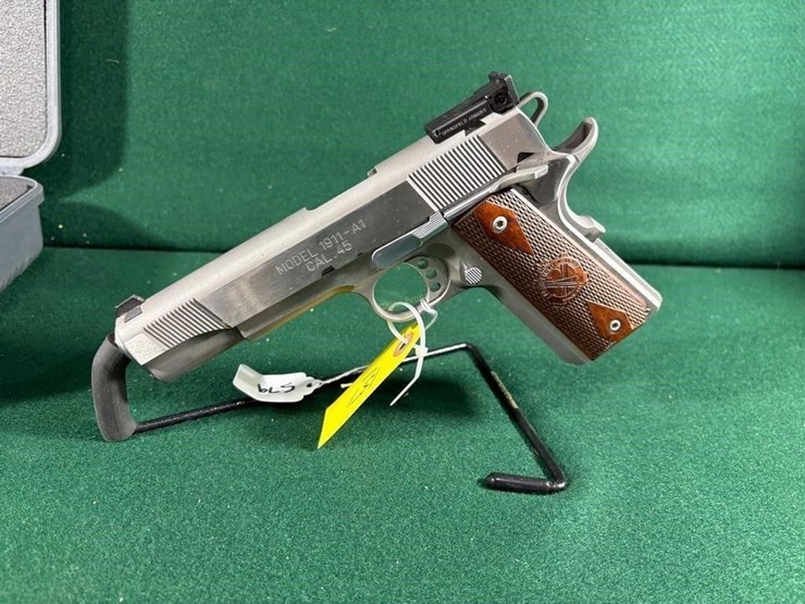 springfield-armory-mdl-1911-a1-45-auto-pistol-image-6