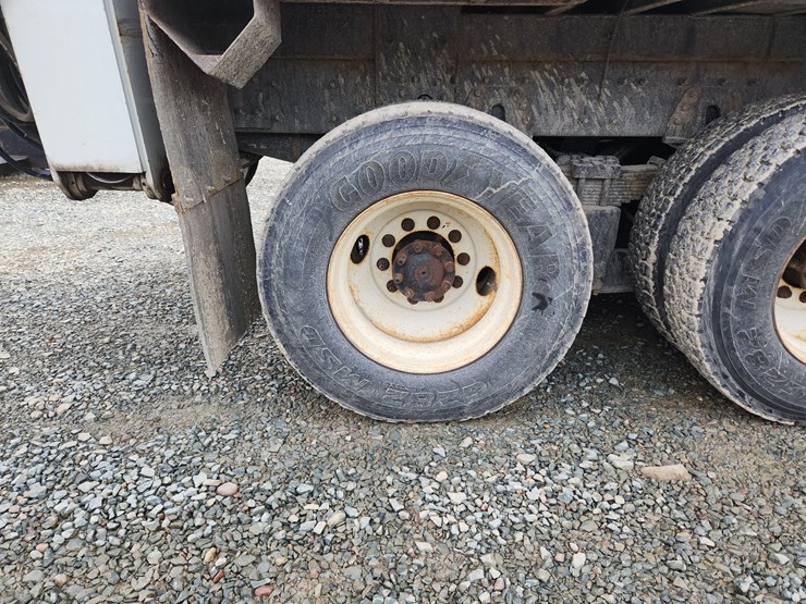 2008-international-workstar-7400-image-88