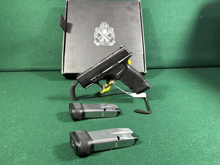 springfield-armory-hellcat-9x19-pistol-image-1