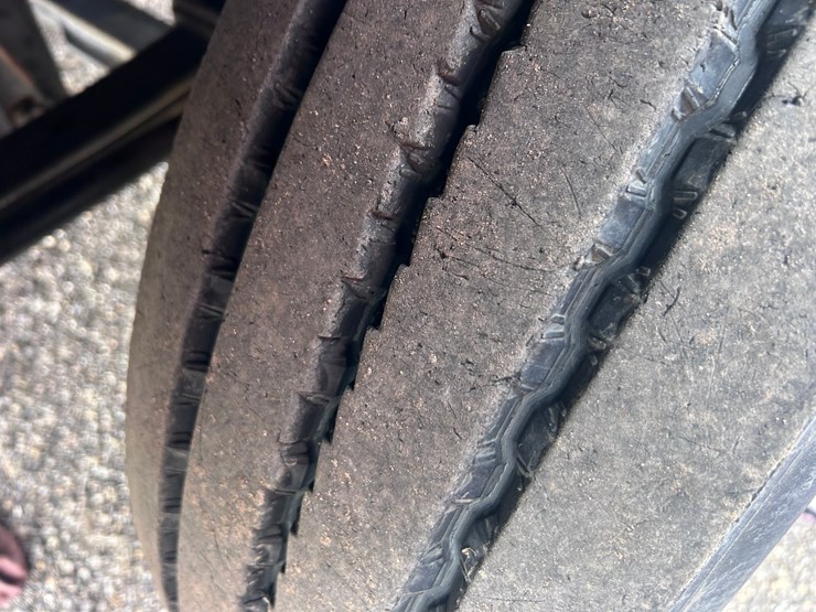 #1009-•-2012-western-star-conventional-4-sleeper-cab-truck-tractor-image-81