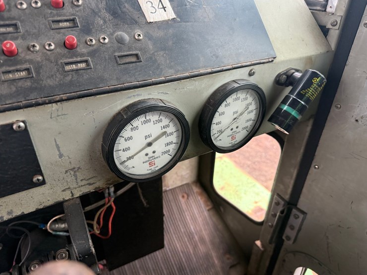 1986-oshkosh-wt2206-image-45