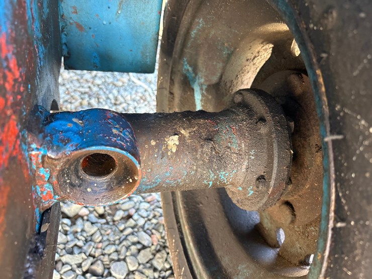 ditch-witch-r65-image-32