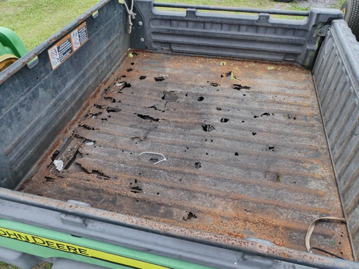 john-deere-tx-4x2-image-8