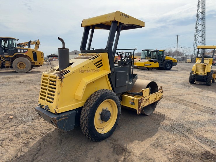 2016-bomag-bw124dh-40-image-5