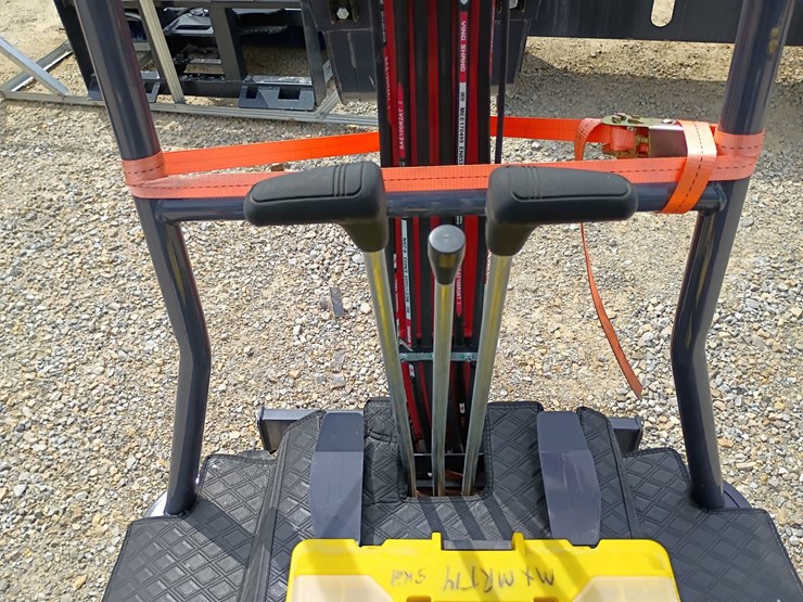 #24177-•-2025-agt-mx15rx-mini-excavator-image-13