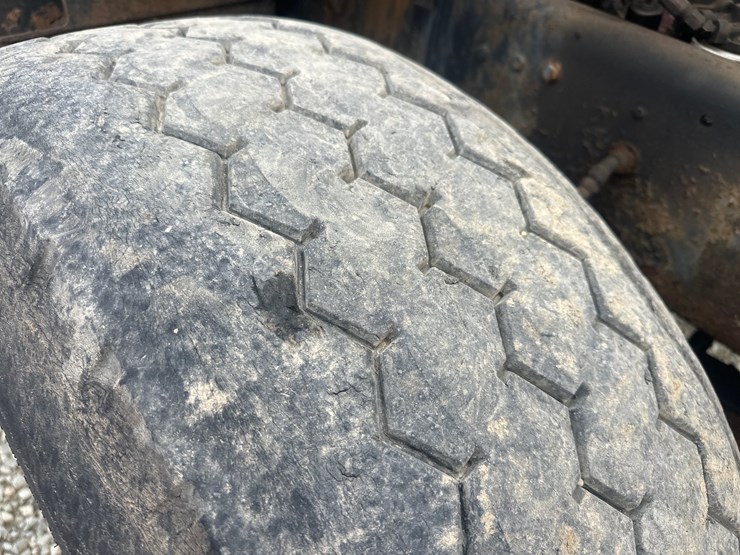 1986-mack-dm686s-image-61