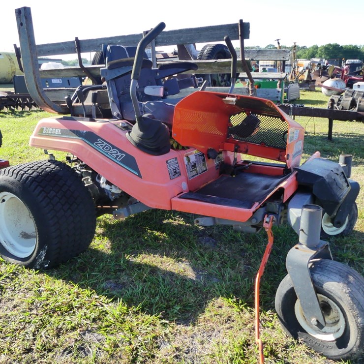 KUBOTA ZD21