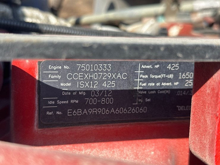 2013-peterbilt-365-image-64