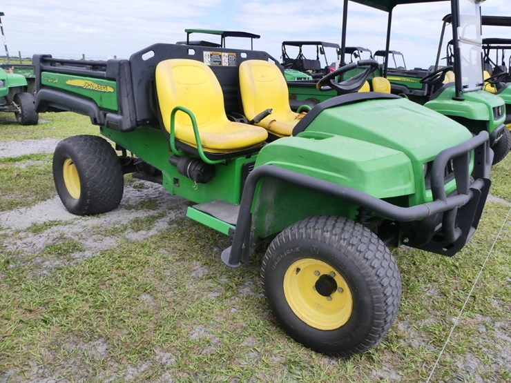 john-deere-tx-4x2-image-1