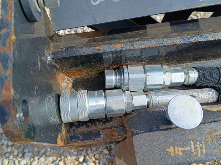 #23924-•-hydraulic-fork-skid-steer-attachment-image-7