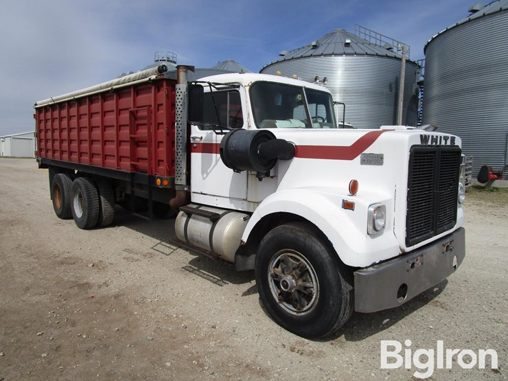 1977-white-road-boss-image-3