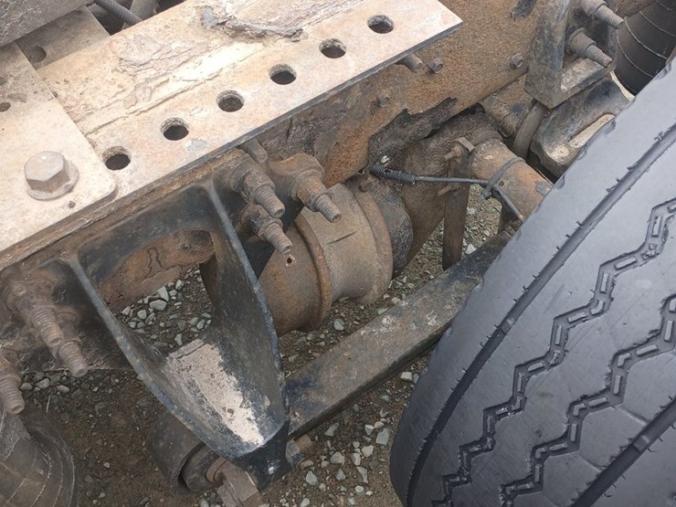 2012-international-prostar-image-39