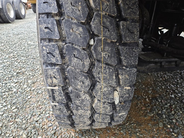 2019-international-hx620-image-79