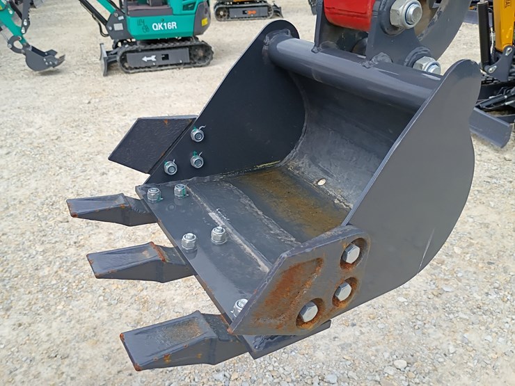 #24175-•-2025-agt-qk20r-mini-excavator-image-19