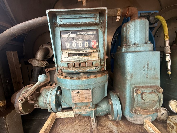 2012-international-7400-image-39