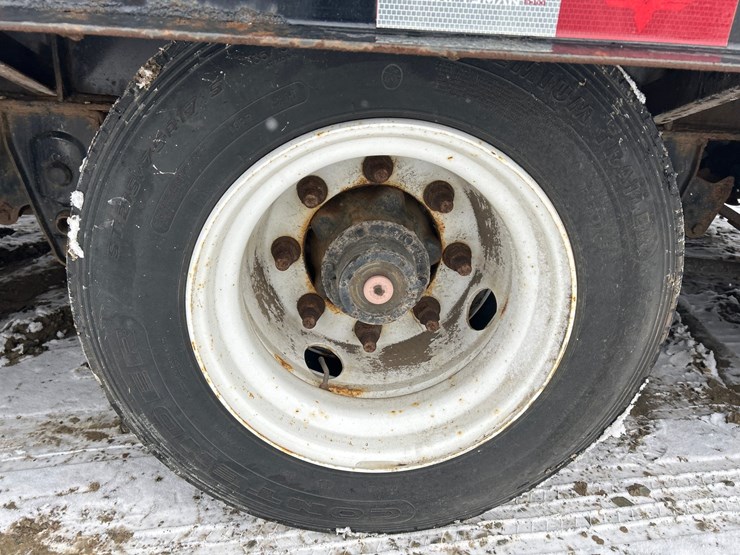 2020-massey-ferguson-8-image-40