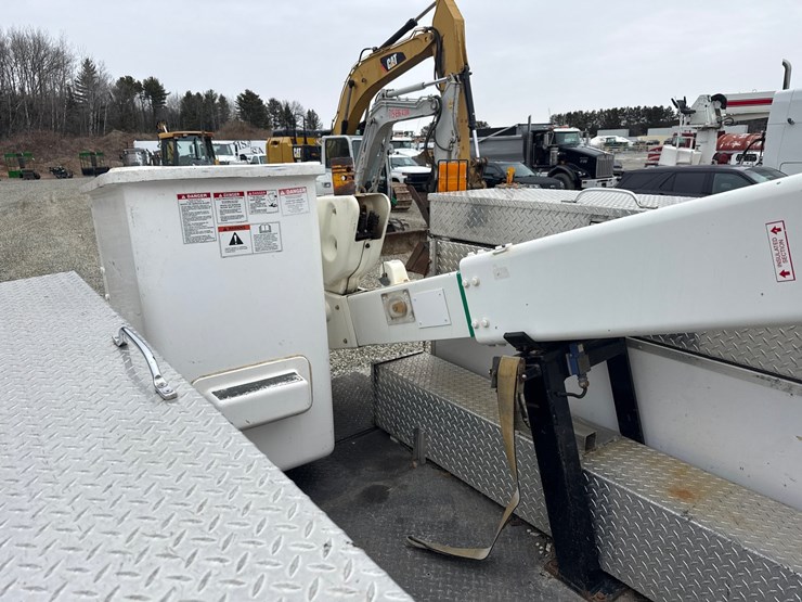 2015-ford-f550-image-37