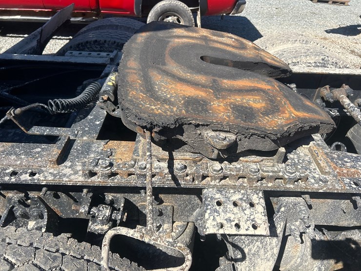 2019-international-lt-image-21