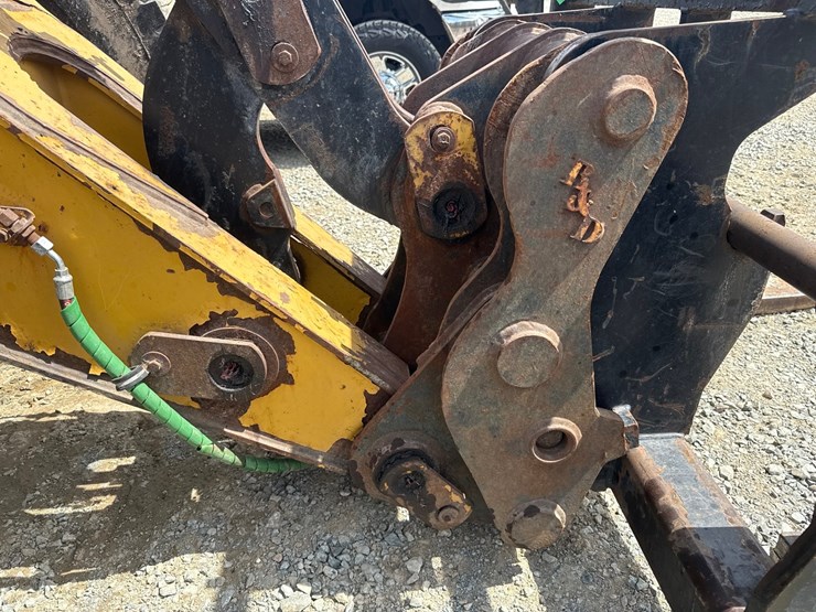 caterpillar-930h-image-12