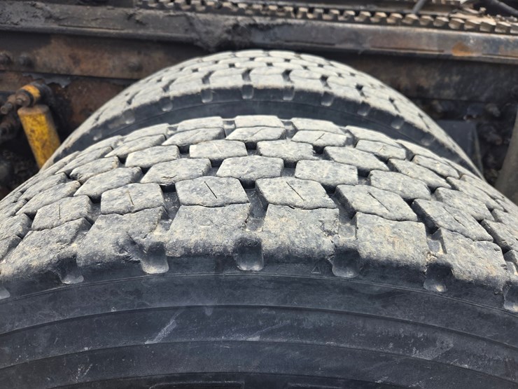 2007-massey-ferguson-8-image-70