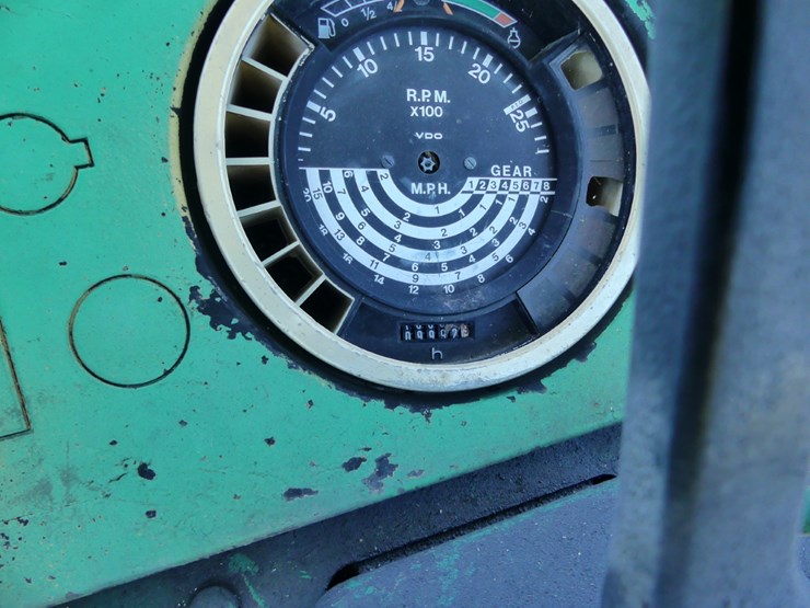 john-deere-2750-image-12