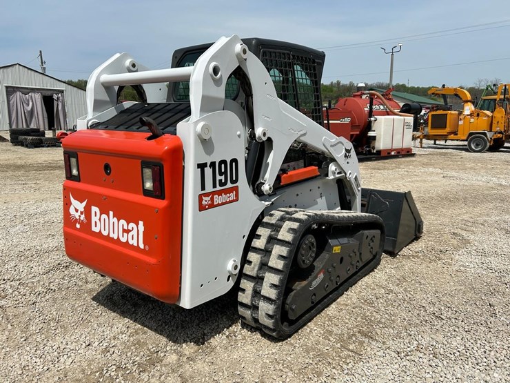 bobcat-t190-image-4