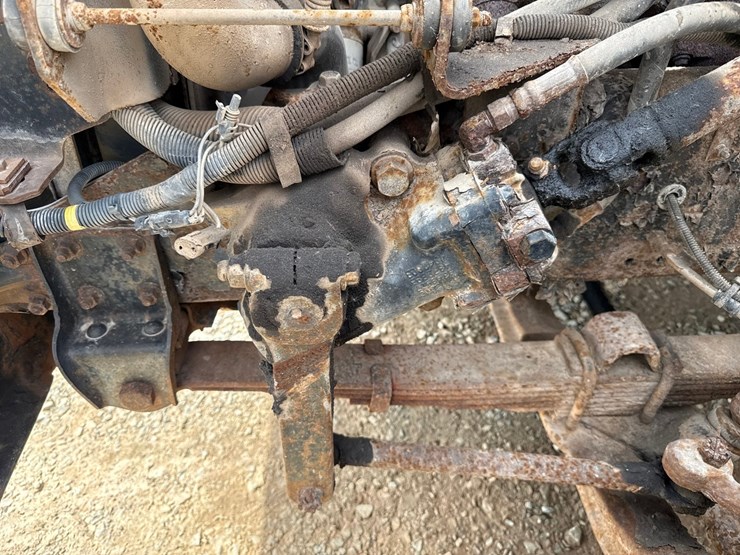 2000-international-4700-image-10