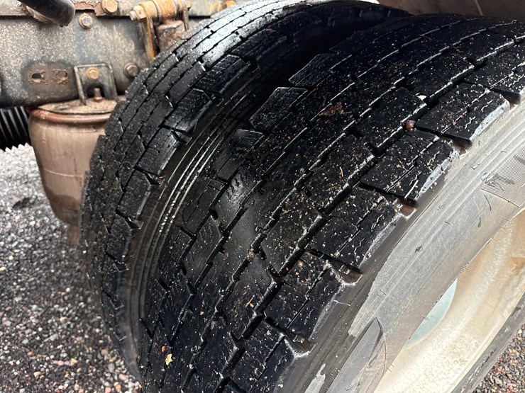 2020-kenworth-t800-image-80