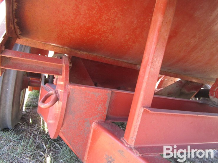 hesston-sp10-image-16