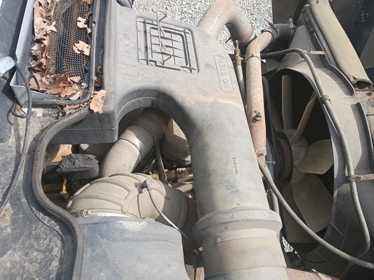 2000-international-9200i-image-51