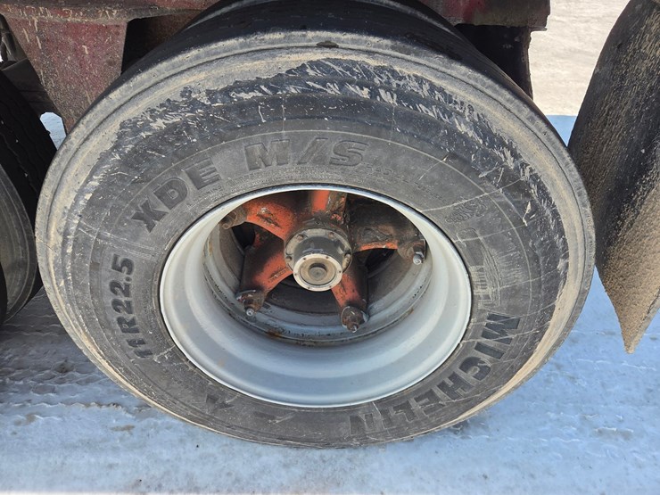 1998-massey-ferguson-8-image-32