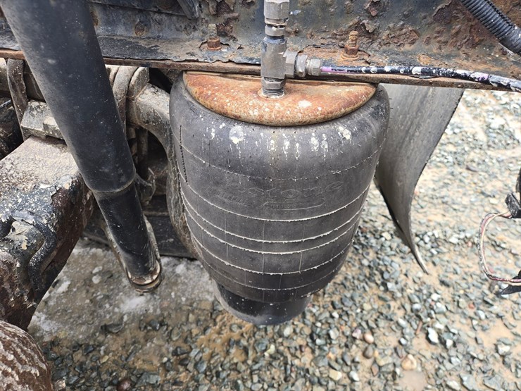 2007-peterbilt-387-image-45