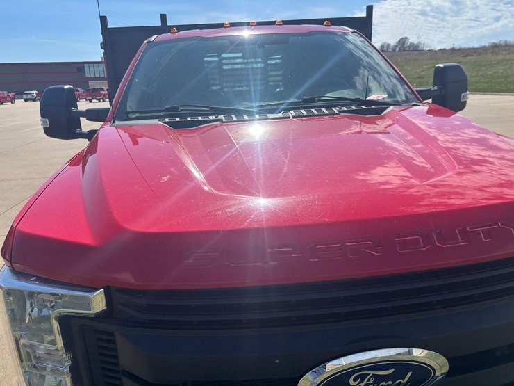 2017-ford-f350-image-15