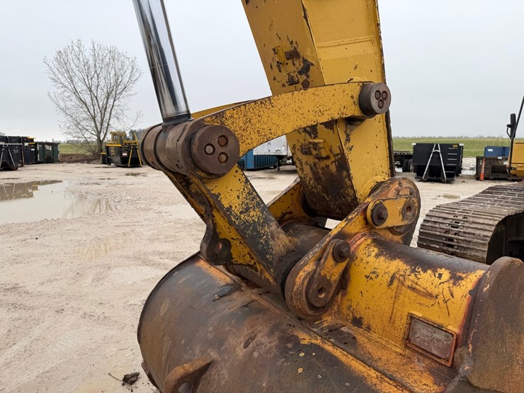 2007-caterpillar-345c-image-31