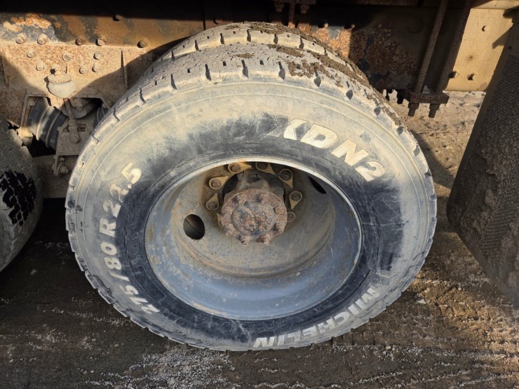 1998-international-paystar-5000-image-85