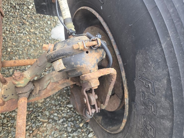 1992-massey-ferguson-8-image-47