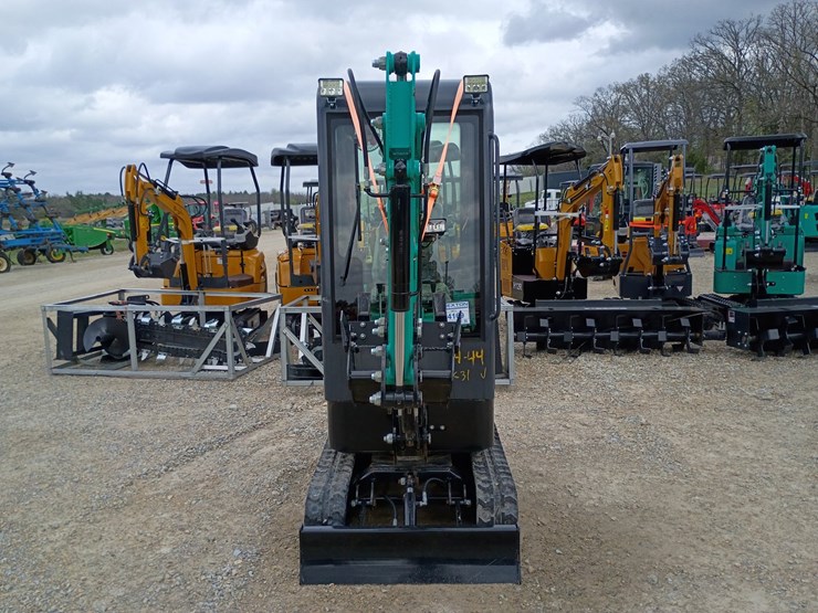 #24169-•-2025-agt-mh13rx-mini-excavator-image-7