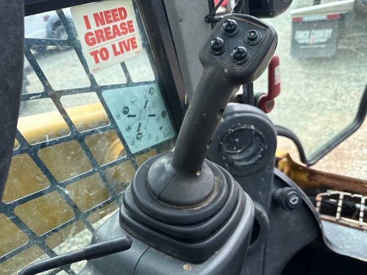 caterpillar-259d-image-35