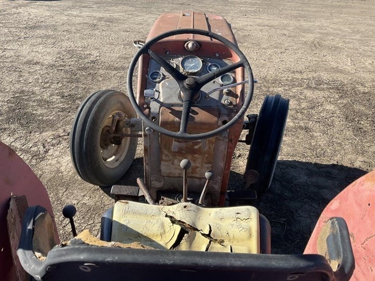 massey-ferguson-175-image-10