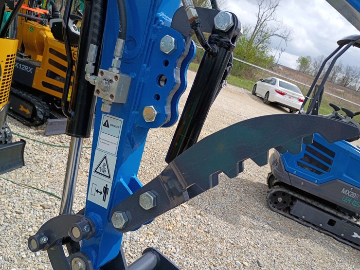 #24176-•-2025-agt-mx20r-mini-excavator-image-22